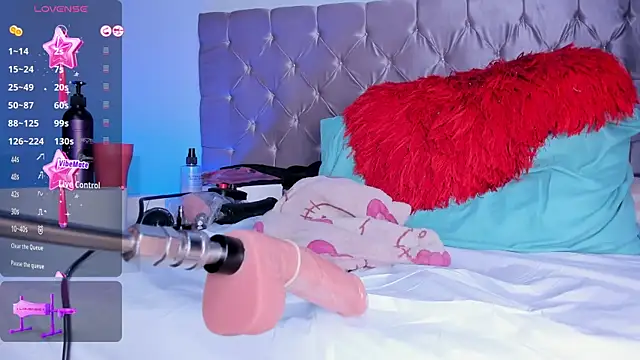 KloeePraga online show from 16, 2, 2025