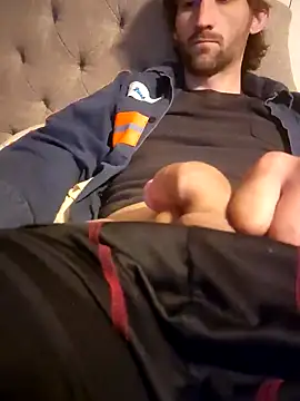 lewis7869 online show from 15, 3, 2025