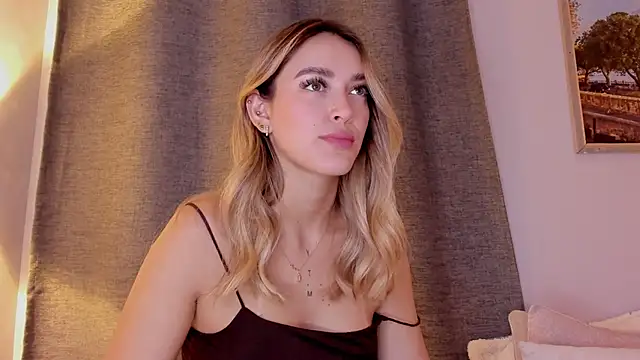 Assh lee  online show from 18, 10, 2025