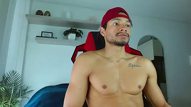 Snapshot of Robyn_Miller chatting on 3, 10, 2025 Robyn Miller online show from 3, 10, 2025