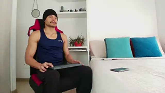 Snapshot of Robyn_Miller chatting on 4, 11, 2025 Robyn Miller online show from 4, 11, 2025