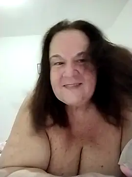 Yaya Mineira online show from 23, 10, 2025