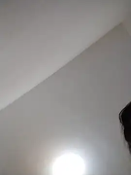 Yaya Mineira online show from 31, 3, 2026