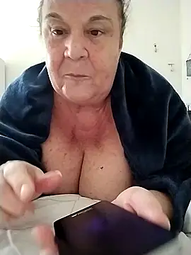 Yaya Mineira online show from 31, 10, 2025