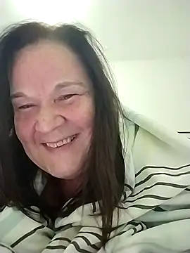 Yaya Mineira online show from 24, 9, 2025