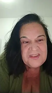 Snapshot of Yaya_Mineira chatting on 5, 6, 2026 Yaya Mineira online show from 5, 6, 2026