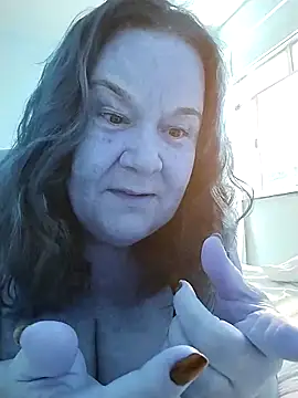 Yaya Mineira online show from 14, 2, 2025