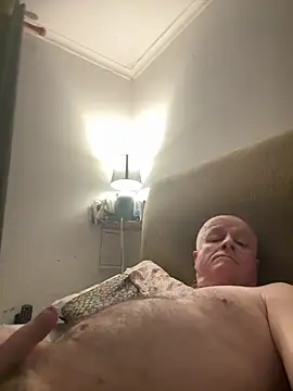 Snapshot of locallad88 chatting on 17, 10, 2025 locallad88 online show from 17, 10, 2025