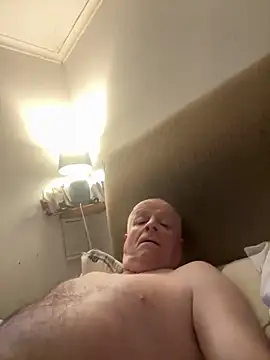 Snapshot of locallad88 chatting on 14, 11, 2025 locallad88 online show from 14, 11, 2025