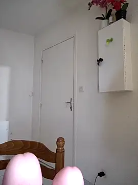 Snapshot of mihaelaa chatting on 24, 3, 2026 mihaelaa online show from 24, 3, 2026