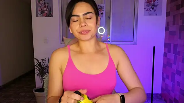 Snapshot of sexyladyy_ chatting on 26, 2, 2025 sexyladyy online show from 26, 2, 2025