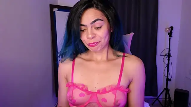 Snapshot of sexyladyy_ chatting on 21, 10, 2025 sexyladyy online show from 21, 10, 2025