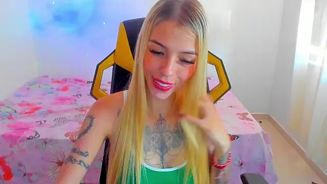 Snapshot of barbiee_05 chatting on 24, 5, 2026 barbiee 05 online show from 24, 5, 2026