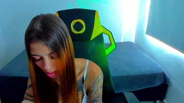 Snapshot of barbiee_05 chatting on 10, 2, 2026 barbiee 05 online show from 10, 2, 2026