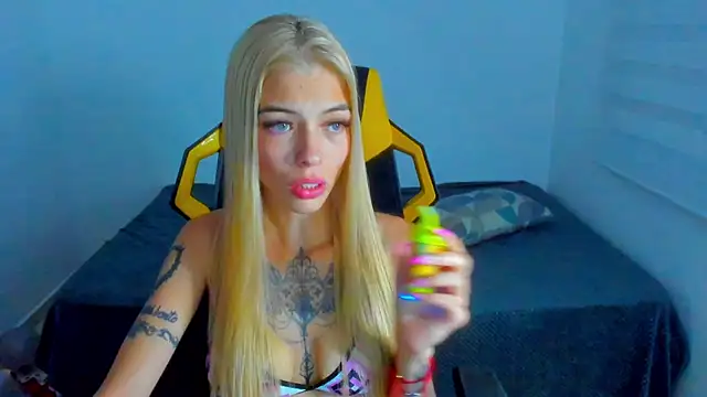 Snapshot of barbiee_05 chatting on 1, 3, 2026 barbiee 05 online show from 1, 3, 2026