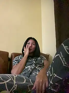 MaxxineMorenaTs online show from 9, 5, 2026