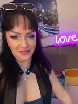 Lolaley2 online show from 21, 12, 2025