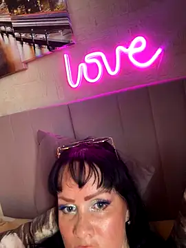 Lolaley2 online show from 8, 10, 2025