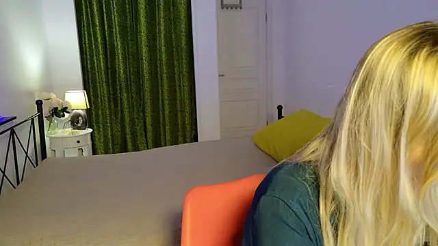 ZoeGrant online show from 13, 1, 2026