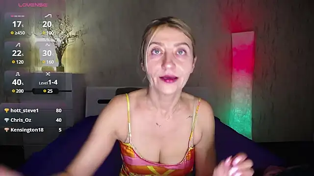 ZoeGrant online show from 11, 3, 2025