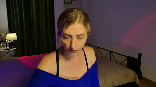 ZoeGrant online show from 31, 5, 2026