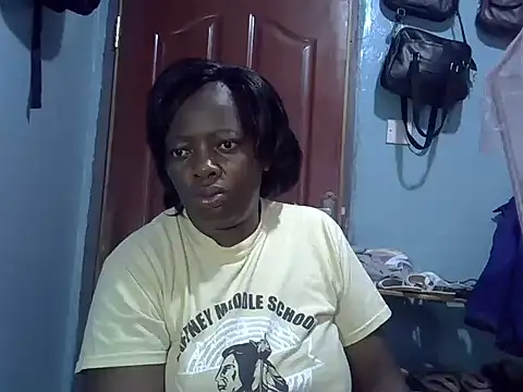 Snapshot of Ebonyceline chatting on 27, 6, 2026 Ebonyceline online show from 27, 6, 2026