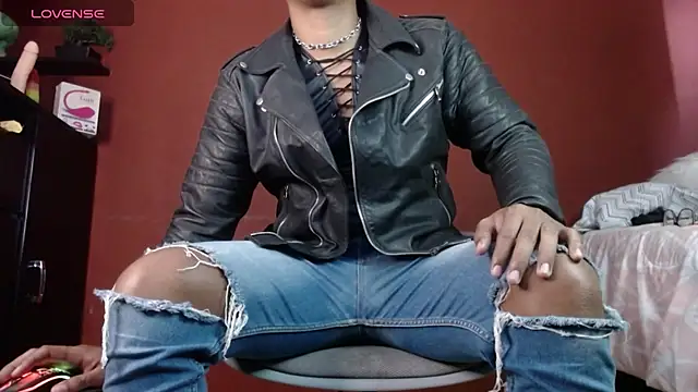 TomLover 12 online show from 11, 3, 2025