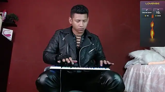 TomLover 12 online show from 20, 2, 2025