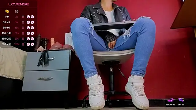 TomLover 12 online show from 29, 10, 2025