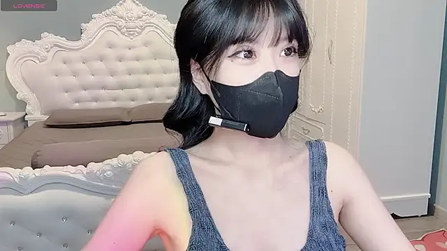 Mya Lee online show from 17, 2, 2026