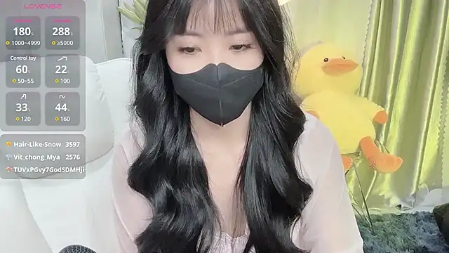 Snapshot of Mya_Lee chatting on 13, 2, 2025 Mya Lee online show from 13, 2, 2025