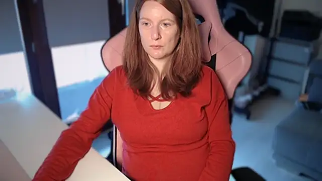 Snapshot of Exotic-Desire chatting on 6, 11, 2025 Exotic-Desire online show from 6, 11, 2025