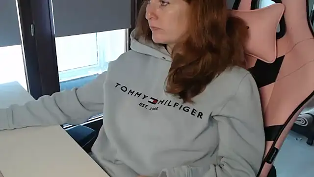 Snapshot of Exotic-Desire chatting on 9, 10, 2025 Exotic-Desire online show from 9, 10, 2025