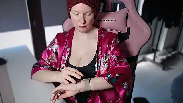 Exotic-Desire online show from 14, 4, 2026