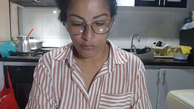 kateleyagrey online show from 28, 9, 2025