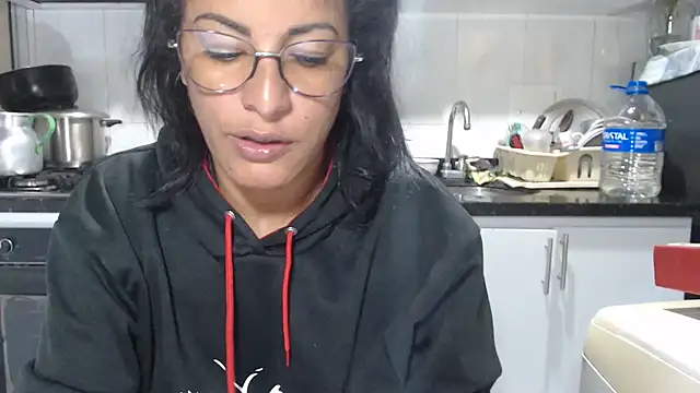 kateleyagrey online show from 14, 12, 2025