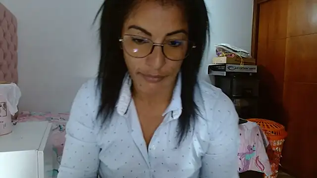 kateleyagrey online show from 20, 3, 2025