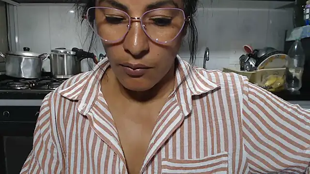 kateleyagrey online show from 3, 2, 2026