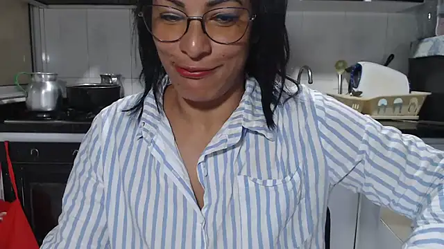 kateleyagrey online show from 16, 11, 2025