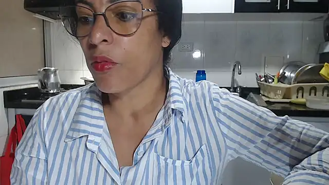 kateleyagrey online show from 15, 9, 2025