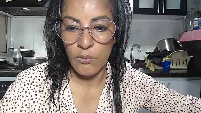 kateleyagrey online show from 3, 6, 2026