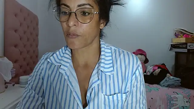 kateleyagrey online show from 22, 3, 2025