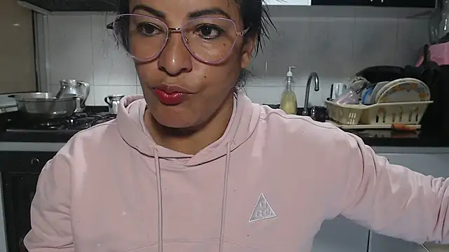 kateleyagrey online show from 7, 5, 2026