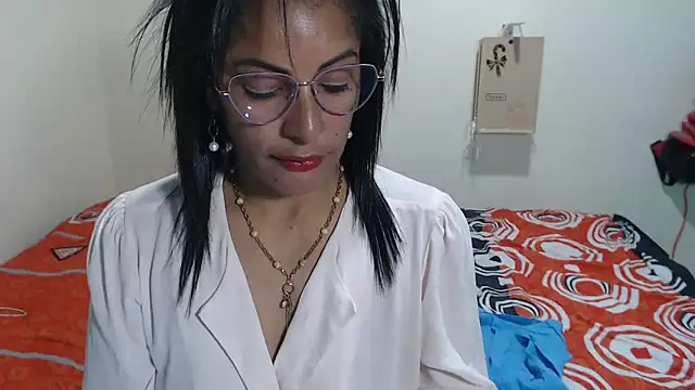 kateleyagrey online show from 9, 5, 2026