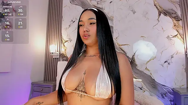 TianaaJackson online show from 17, 4, 2026