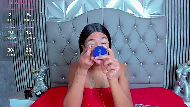 Lucia-sex online show from 7, 7, 2026