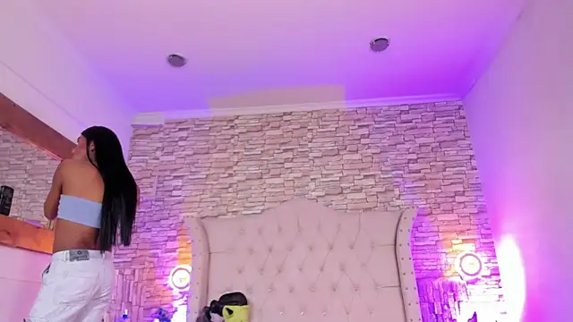 Snapshot of Lucia-sex chatting on 7, 1, 2026 Lucia-sex online show from 7, 1, 2026