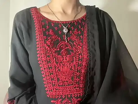 Snapshot of Minal_07 chatting on 30, 4, 2026 Minal 07 online show from 30, 4, 2026