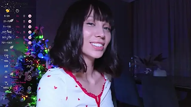 Alice Wonders online show from 21, 12, 2025