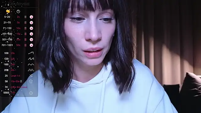 Alice Wonders online show from 22, 11, 2025